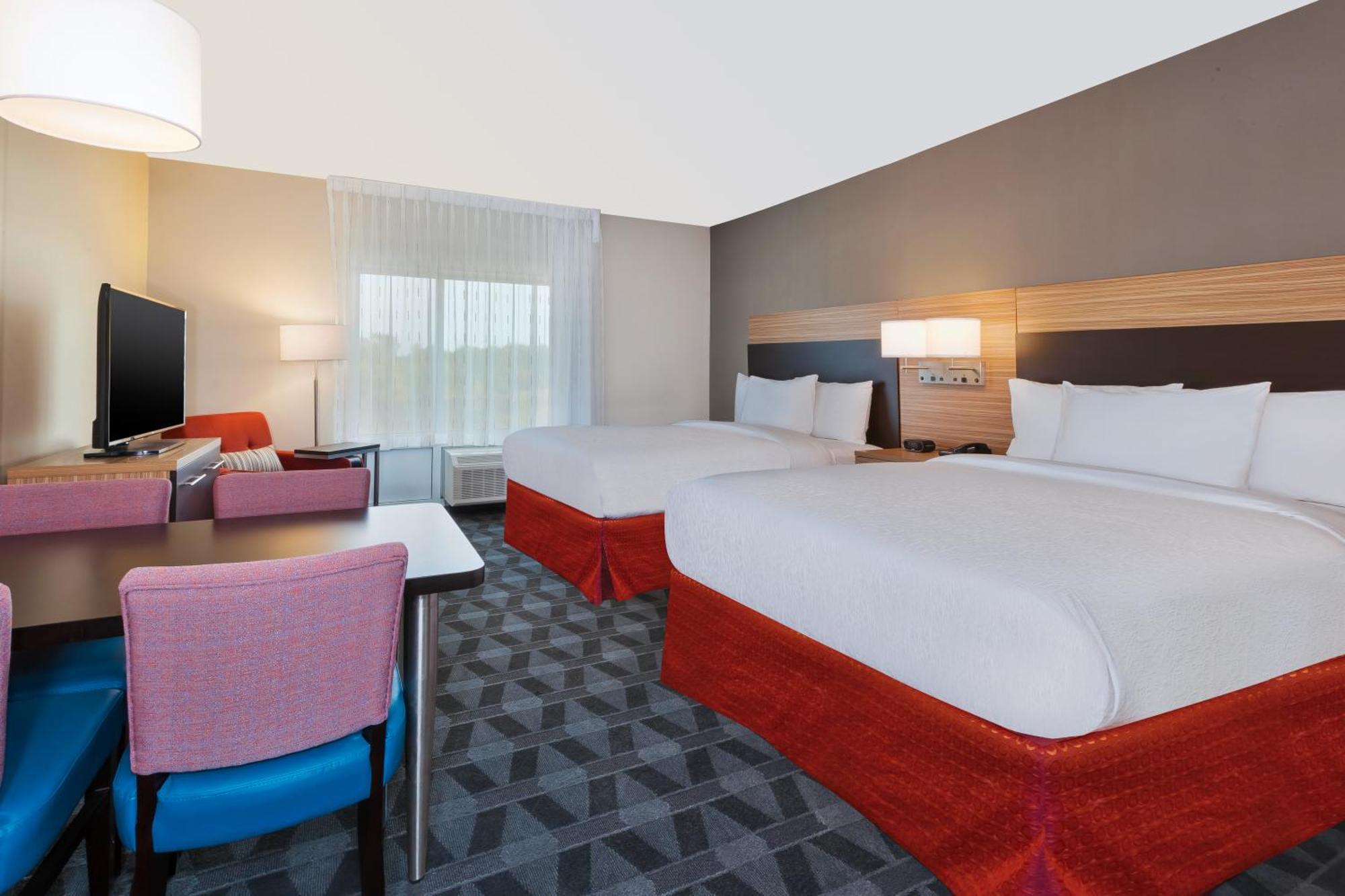 Towneplace Suites By Marriott Grand Rapids Airport Southeast Esterno foto
