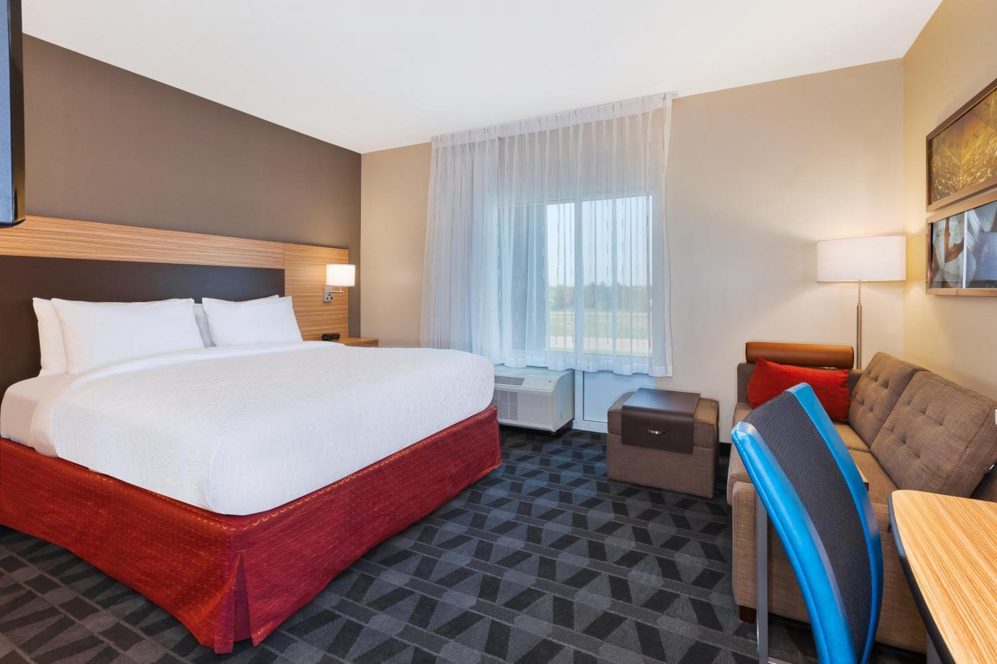Towneplace Suites By Marriott Grand Rapids Airport Southeast Esterno foto