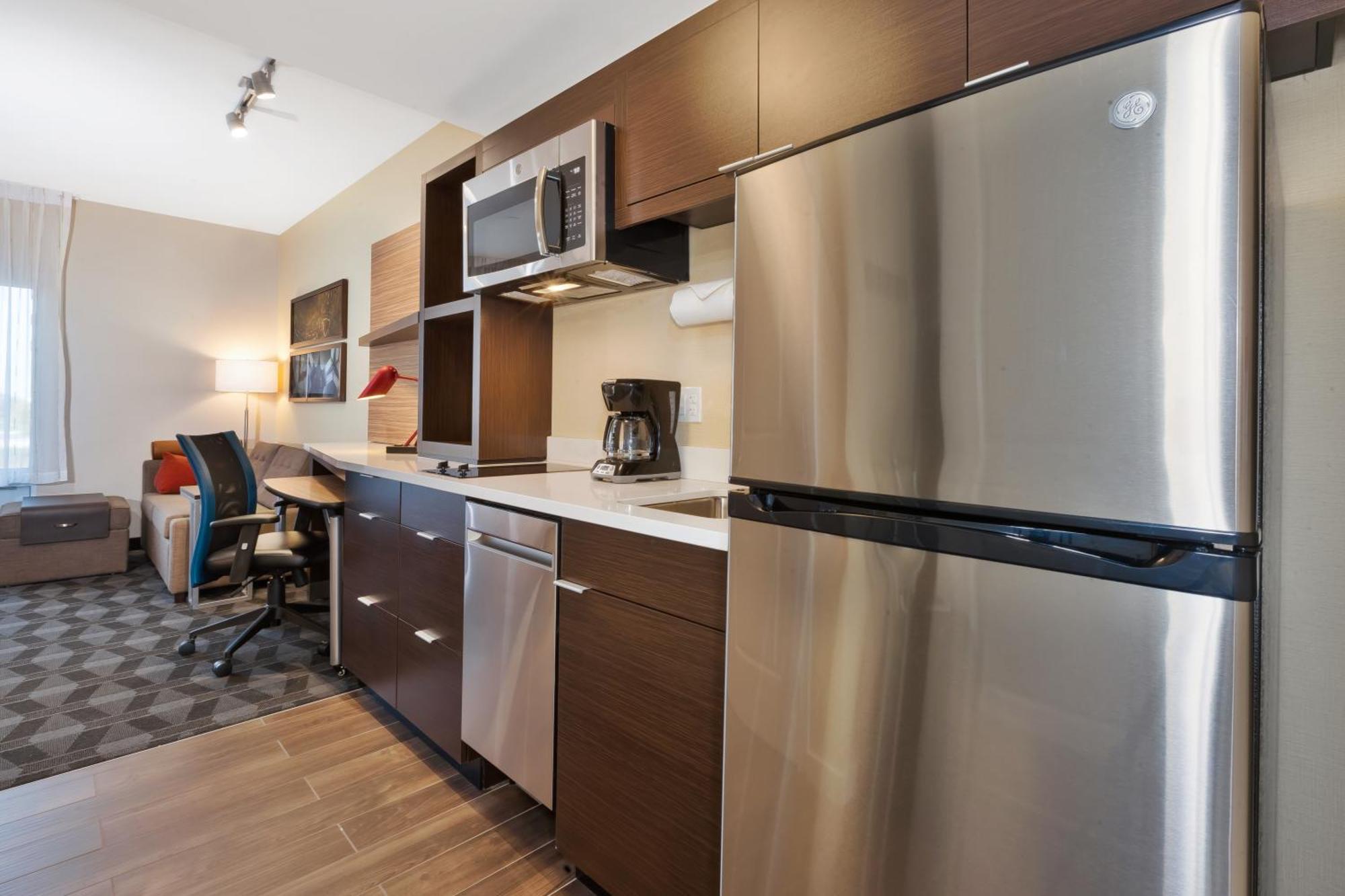 Towneplace Suites By Marriott Grand Rapids Airport Southeast Esterno foto
