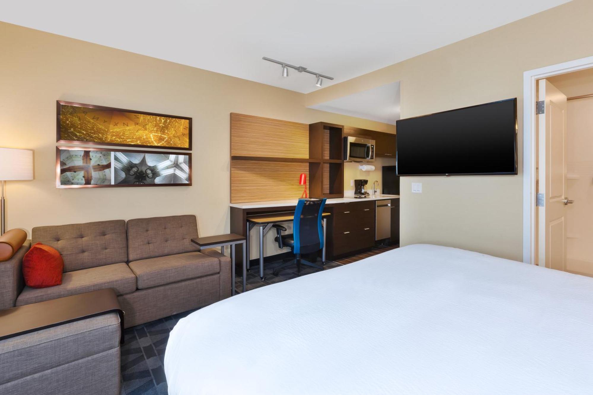 Towneplace Suites By Marriott Grand Rapids Airport Southeast Esterno foto